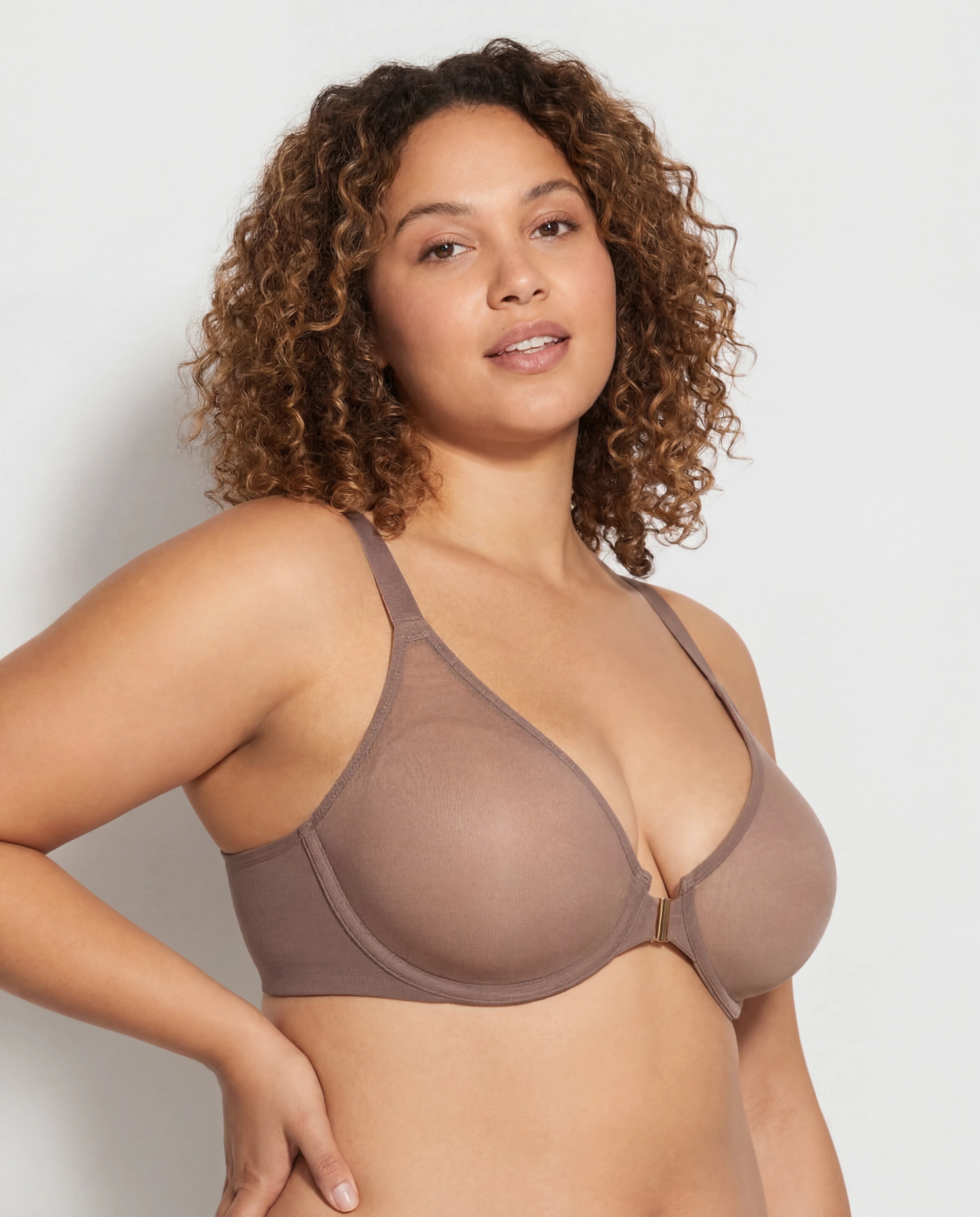 front-closure-mesh-support-bra-09